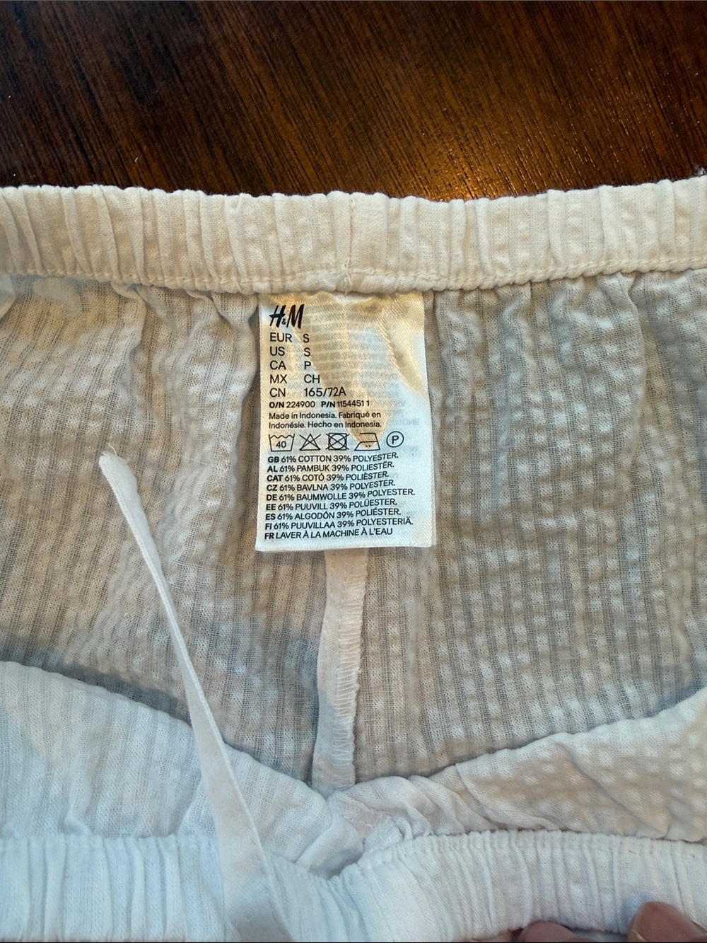 H&M White Textured Drawstring lounge Shorts - Picture 4 of 4